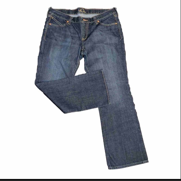 Old Navy Denim - Old Navy the diva bootcut jeans women’s size 14 short